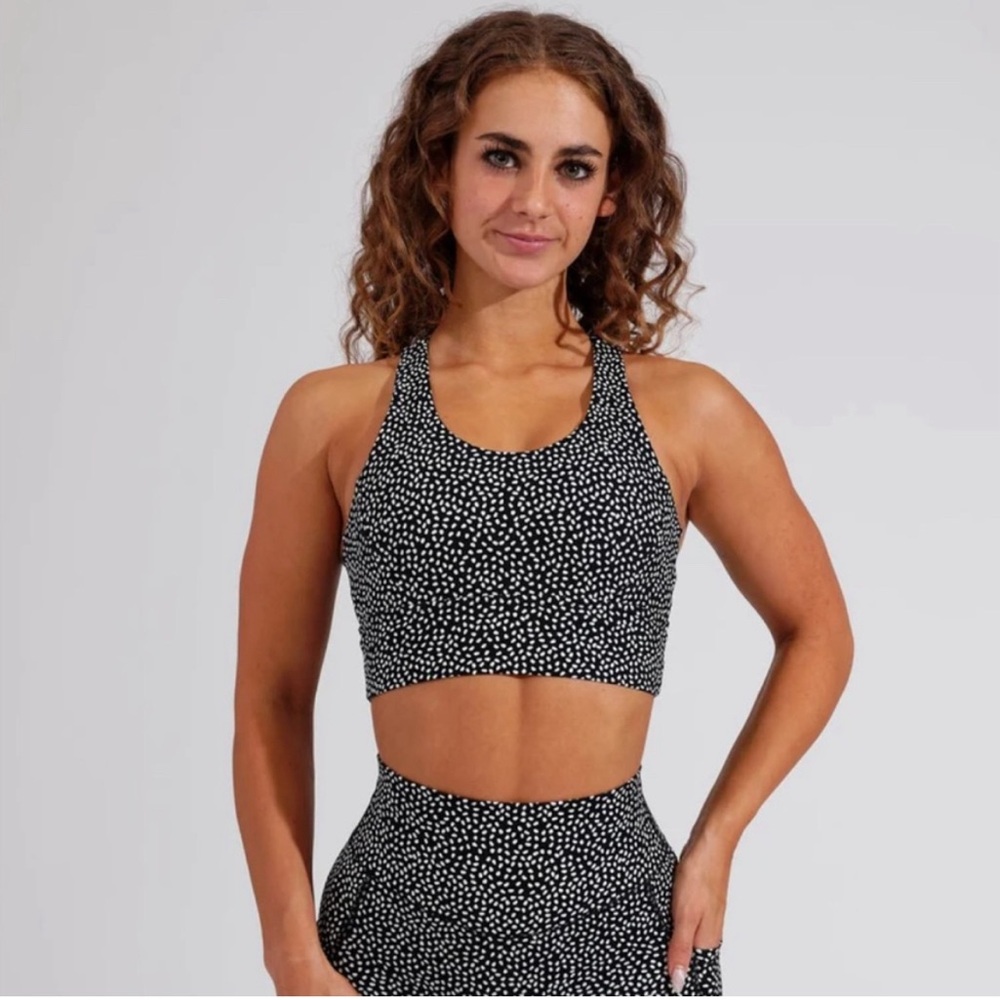 BuffBunny Bossy Print Rosa Sports Bra size Large